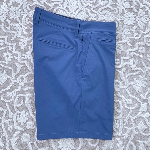 J. Crew Men’s 7” Tech Shorts - Picture 3 of 11